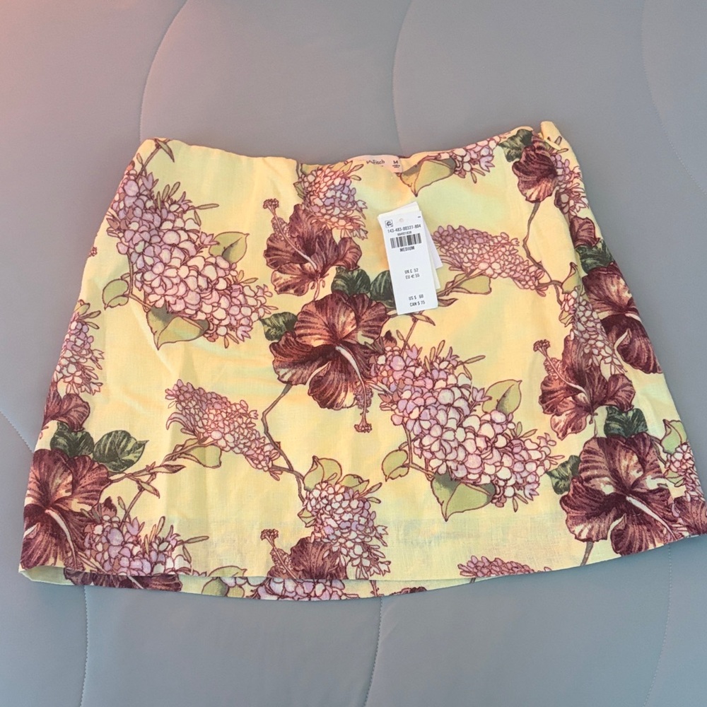 NWT A&F Scarlett Mini Skort